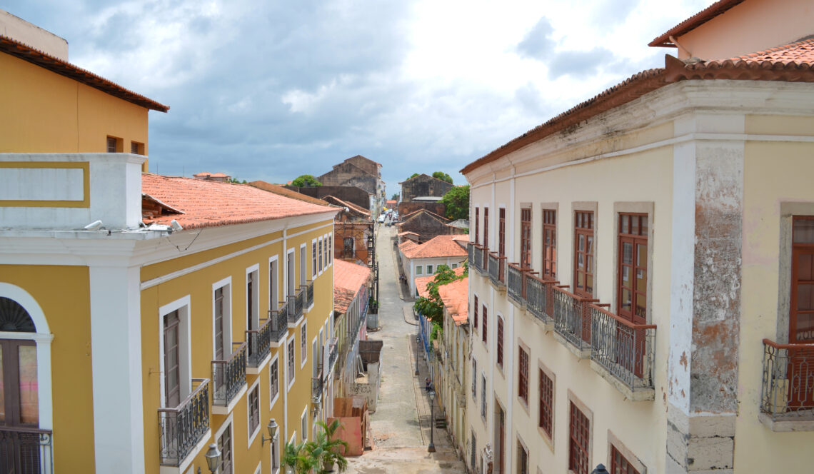 Rua do Giz em São Luis do Maranhão vista de cima, com casarões coloniais