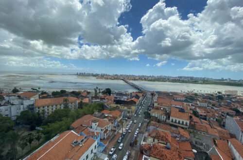 Vista do mirante de São Luis do Maranhão: centro histórico, baía de São Marcos, ponte e cidade nova