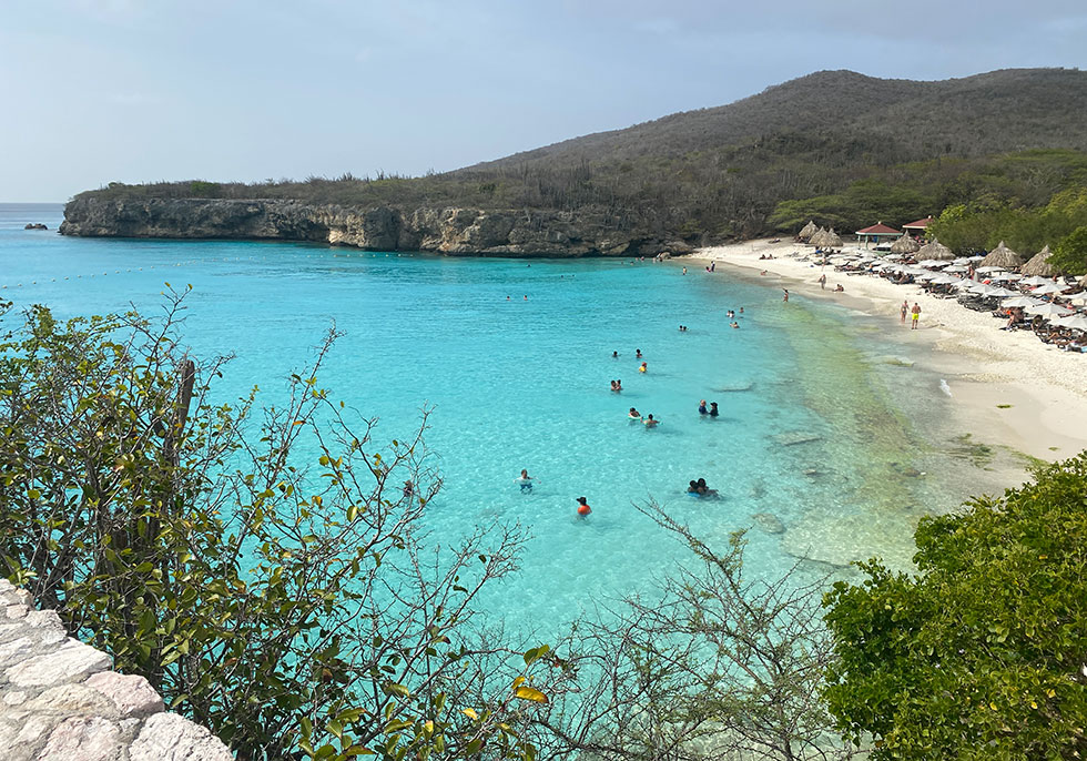 Mar ciano em Curaçao em Kenepa Grandi.